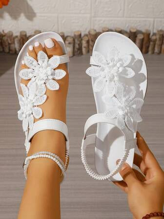 Beauty white slippers